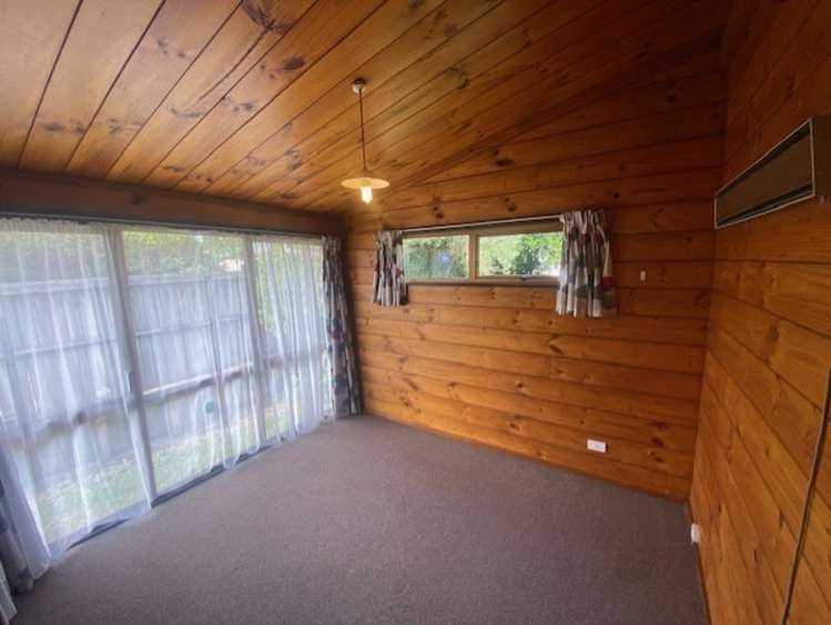 73A Lake Crescent 500063_4