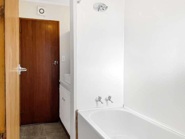 1/702 Grays Road 10487_12