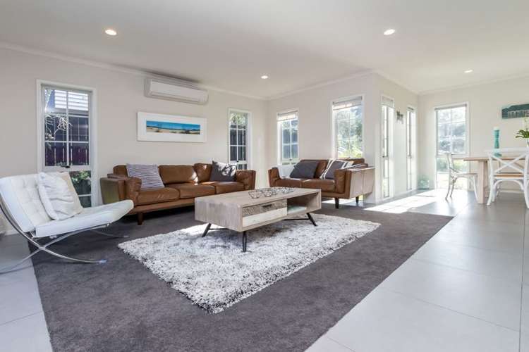 16 Chard Place Flat Bush_5