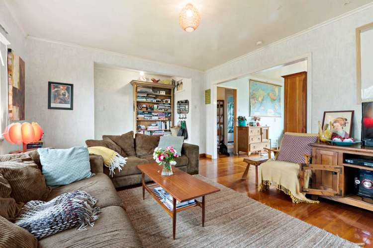 56 Fairmount Road Titirangi_5