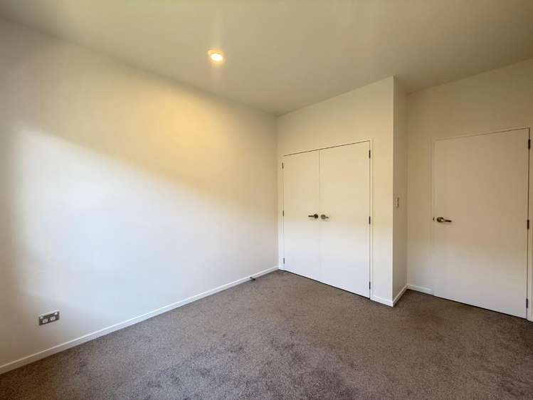 51 Jamish Drive 11044_3