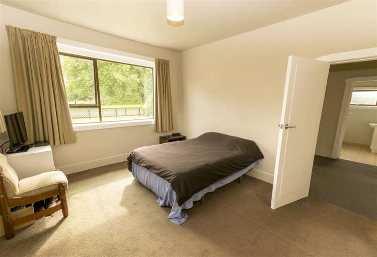 2 Geisha Road Waikuku_6