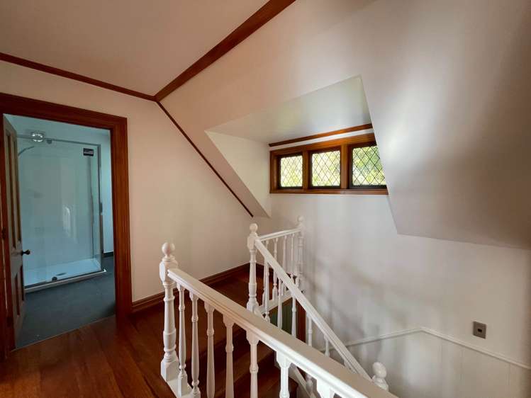 990 Sandspit Road Sandspit_11