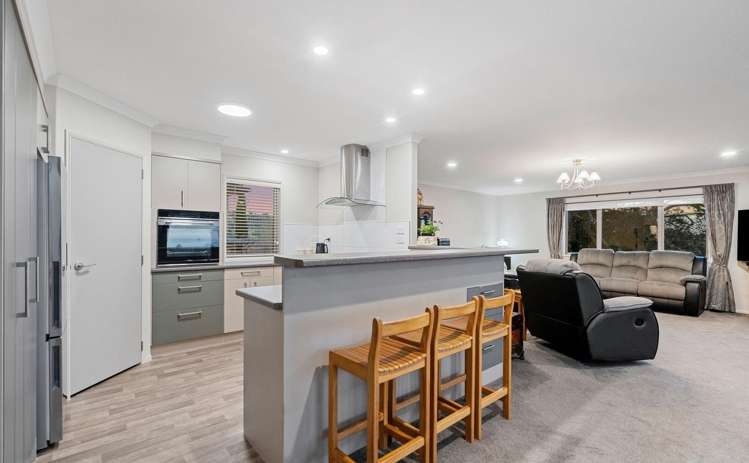 8 Utopia Park Heights Welcome Bay_3