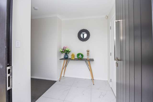 7 Heke Lane Glenview_2