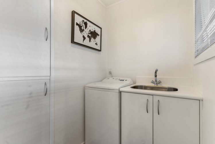 64 Knightsbridge Drive Forrest Hill_21