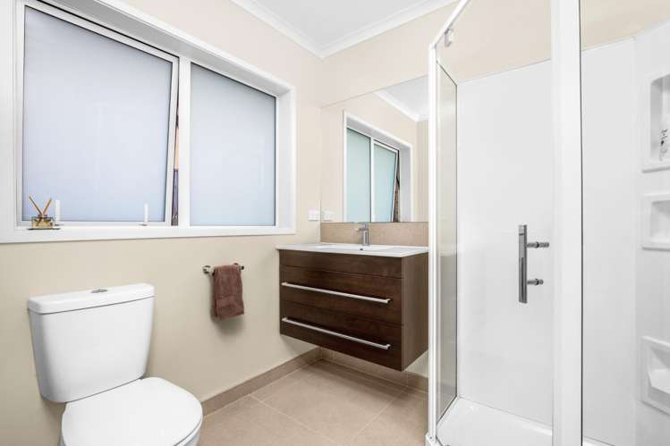 12 Lombardia Way Karaka_7