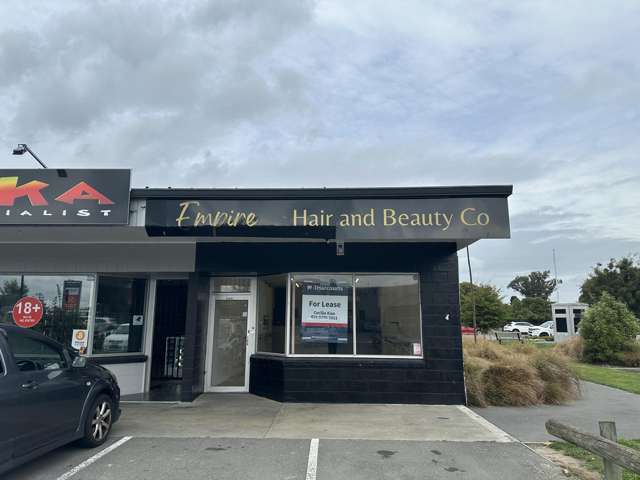 For Lease: Retail Space in Woodend