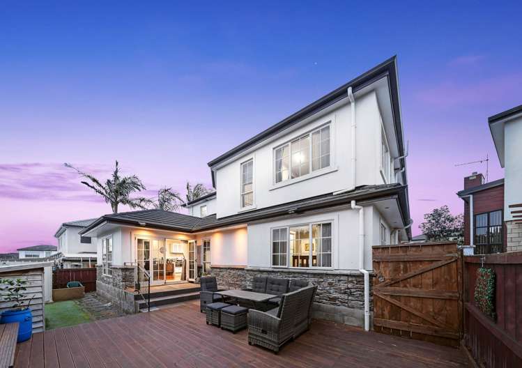 6 Dione Place Flat Bush_25