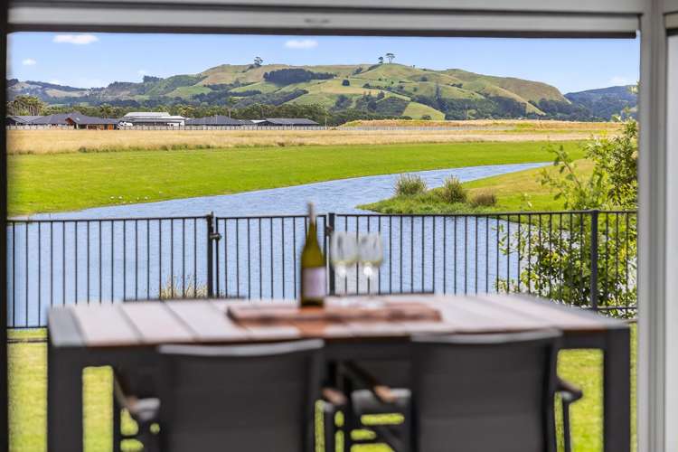 32 Villosa Court_2