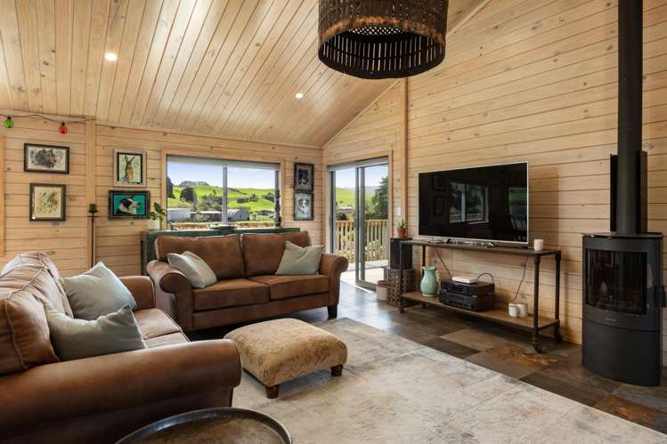 46 Princes Street Waikino_5