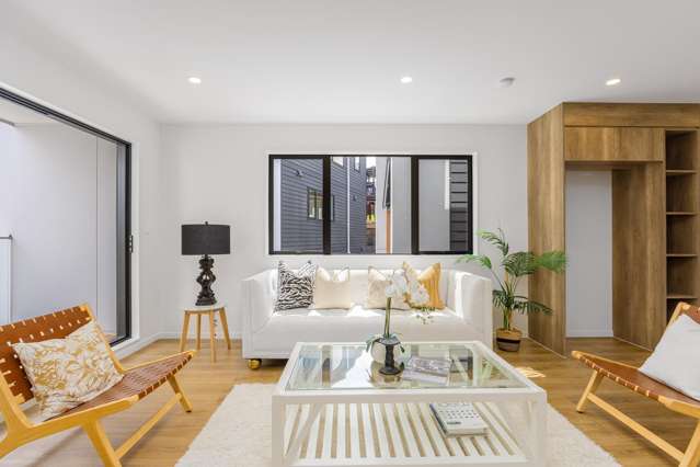 3/6 Woodhouse Place West Harbour_2
