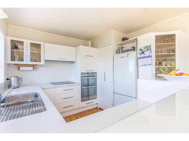 177 Woodlands Park Road Titirangi_3