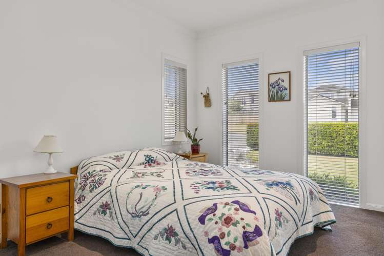 25 Magnolia Rise Waipahihi_22