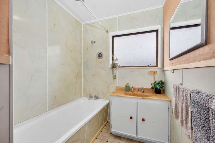 18 Doctors Hill Road Maungaturoto_20