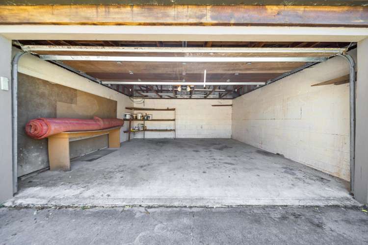 11 Goldleaf Hill Queenstown_21