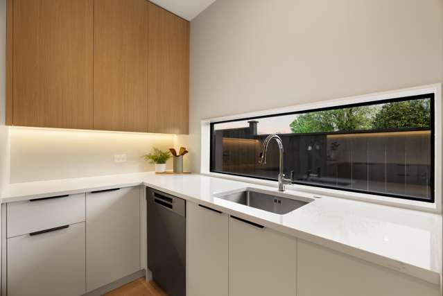 8a Catalina Crescent Forrest Hill_4