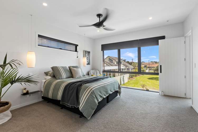 3A William Bayes Place Red Beach_23