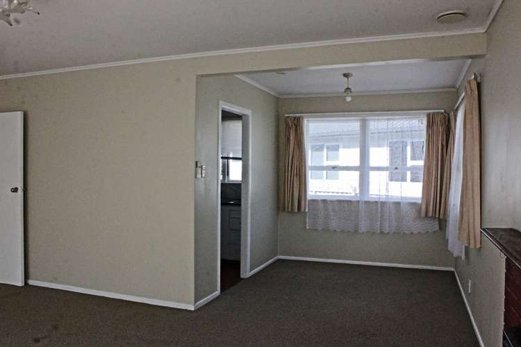 5 Paul Place Pakuranga_5