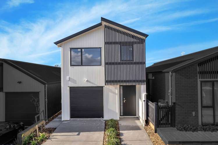 38 Paretao Street Massey_31