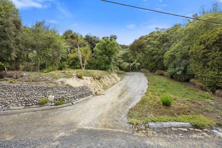 20 Thornicroft Road Waitati_2