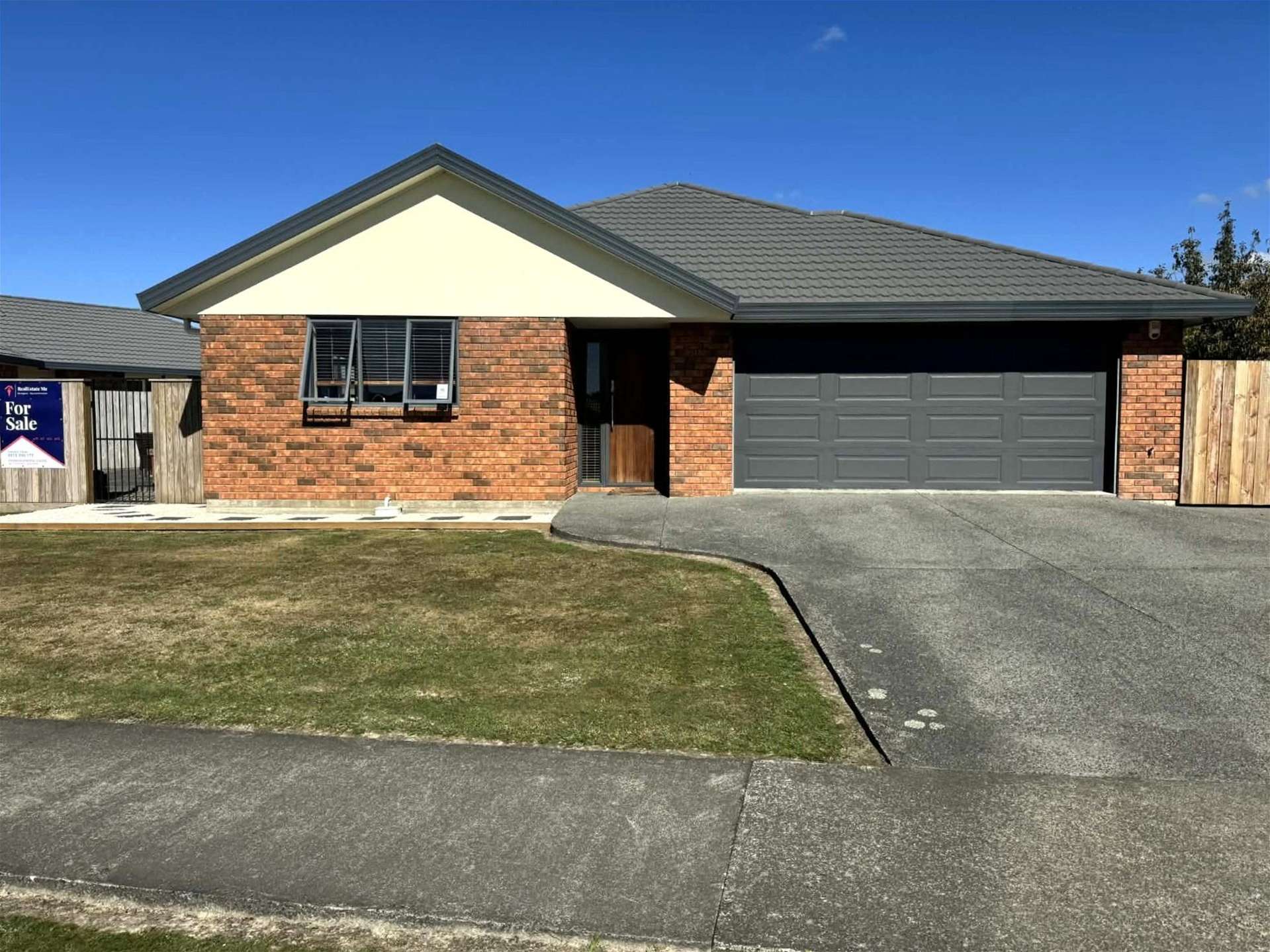 42 Peter Hall Drive Kelvin Grove_0