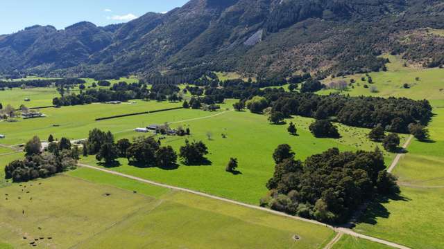 574 East Takaka Road East Takaka_2