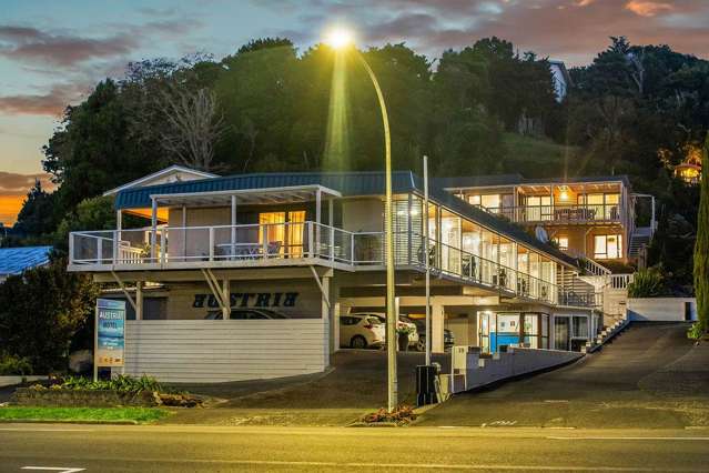 $200,000 Income + Seaview home