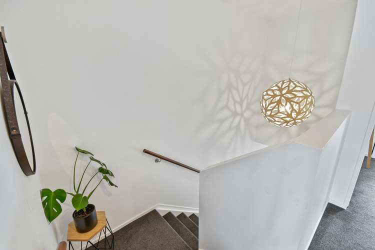 25 Popokatea Drive Takanini_12