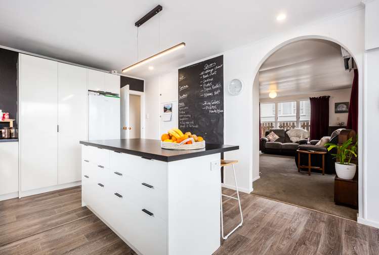 91 Astrolabe Street Cannons Creek_17