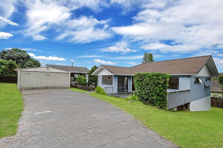 26 Lambrown Drive Totara Vale_11