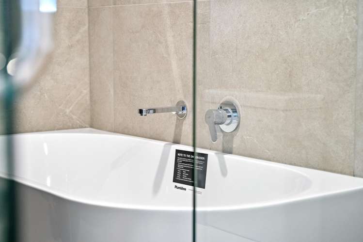 6/10 Meadowbank Road Meadowbank_19