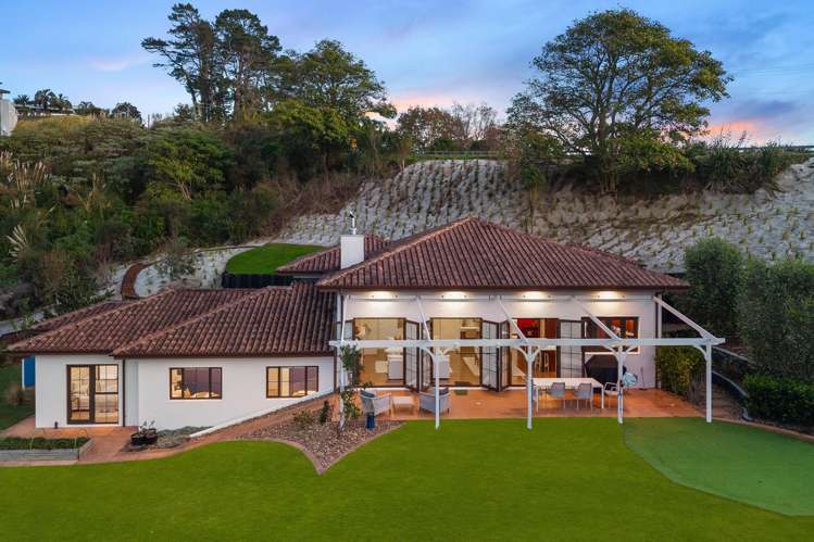 157 Point View Drive East Tamaki Heights_2