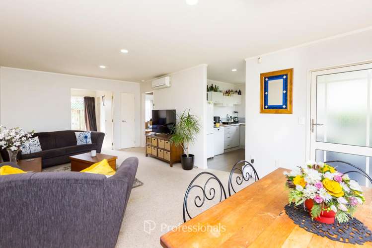 16/17 John Street Trentham_5
