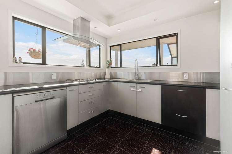 43 Sunset Road Totara Vale_7