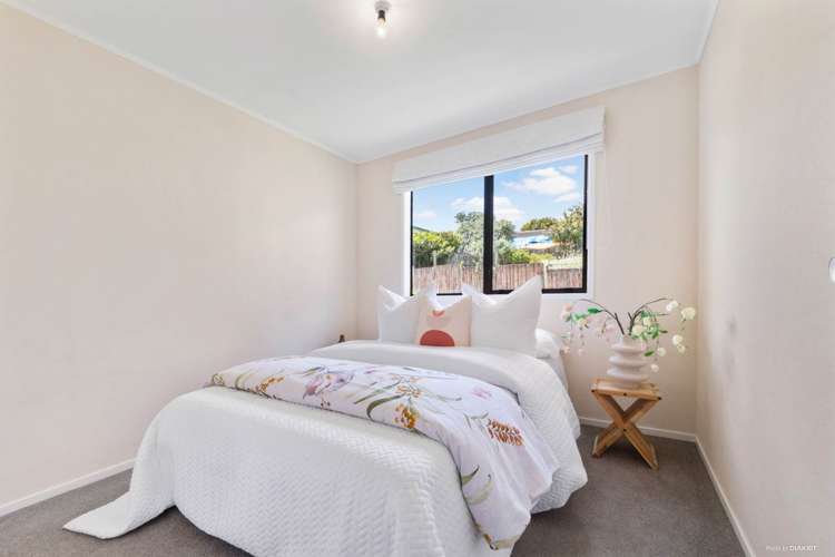 72 Sunvue Road Glen Eden_11