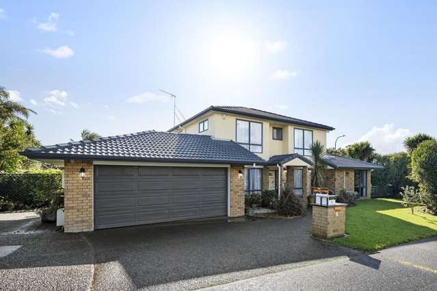 Corner Living in Henderson Heights? Yes, Please!