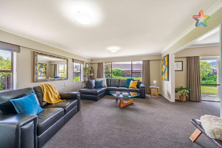 25 Waddington Drive Naenae_5