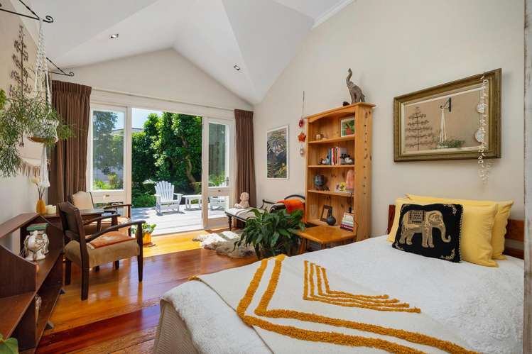 707 & 707B New North Road Mount Albert_22