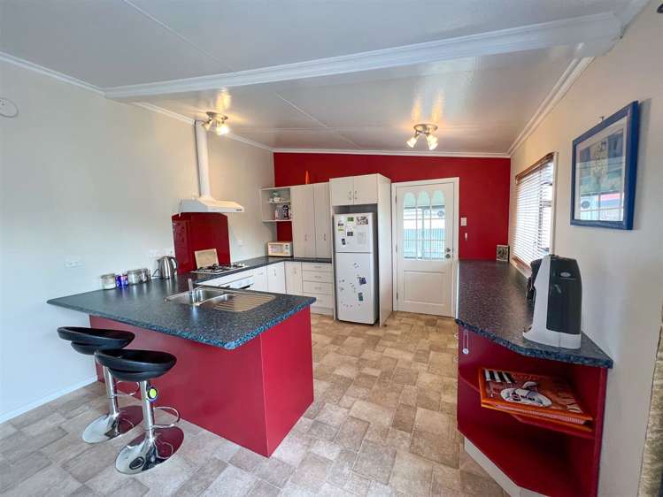 8 Edinburgh Street Dannevirke_5