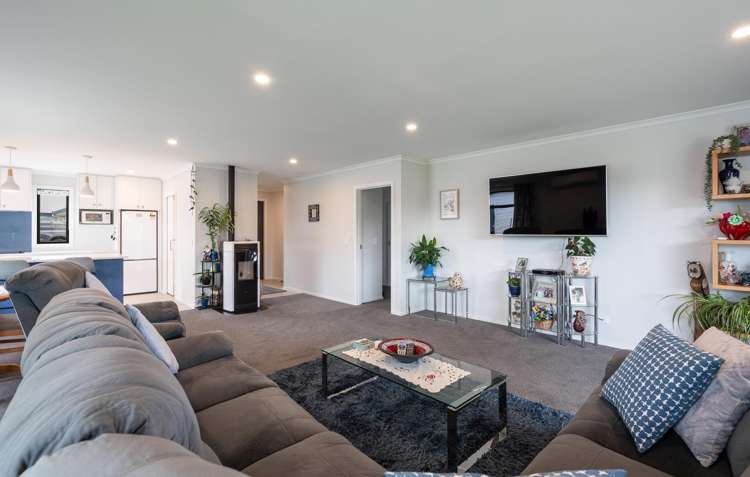 98 Daelyn Drive Richmond_6