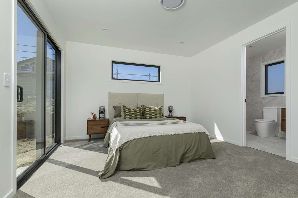 32 Stonehenge Road_5