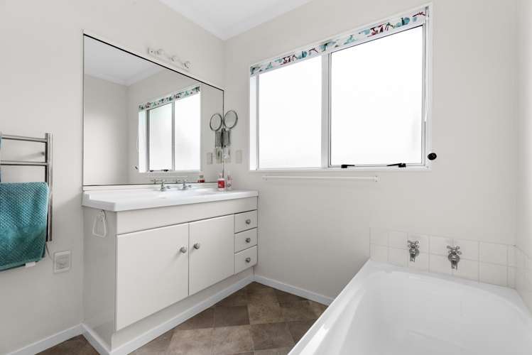 11 Kingsgate Avenue Havelock North_13