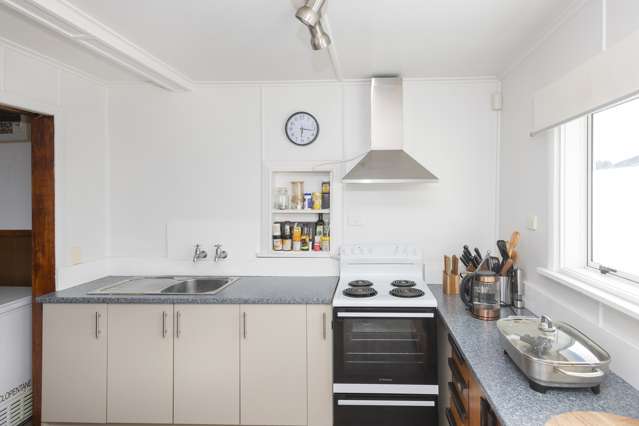 1 Kent Street and 13 Scott Street Elgin_1