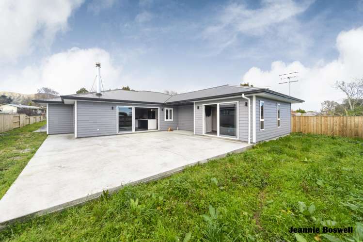 17 Kowhai Street Tokomaru_19