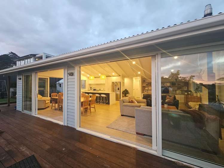 1 Hoskins Avenue Hillsborough_15