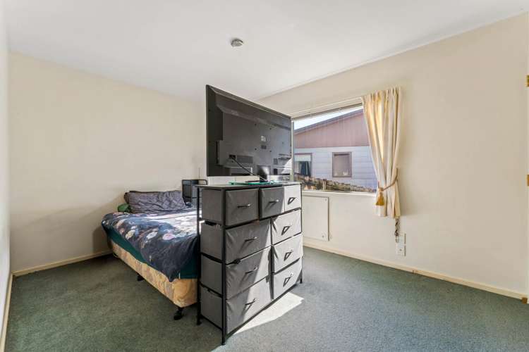 30 Shadon Place Stanmore Bay_10