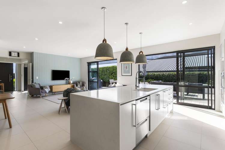 9 Kibblewhite Avenue Beachlands_2