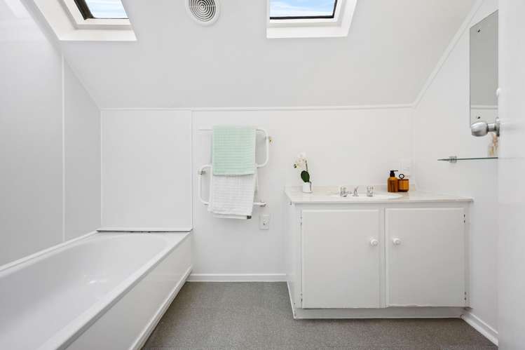 20 Dalwhinnie Parade Highland Park_18
