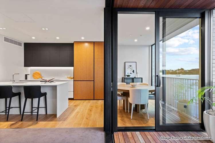 TH 8/6 Boundary Road Hobsonville_9